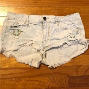 Roxy mini shorts